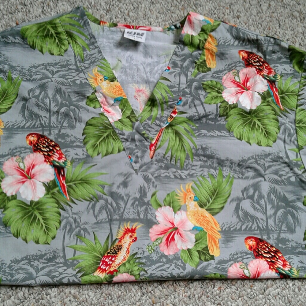 Scrub Tops - Picture 4 of 8